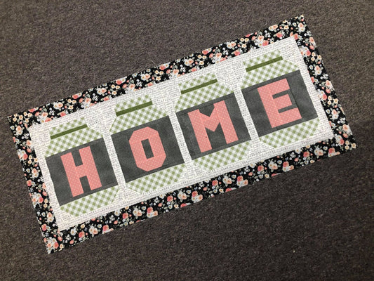 Gingham Garden Home Runner Kit