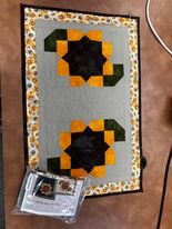 Wooly Sunflower Table Runner Kit