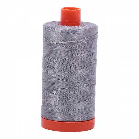 Aurifil 50wt 1422 yd 1050-2605 - Lt Grey